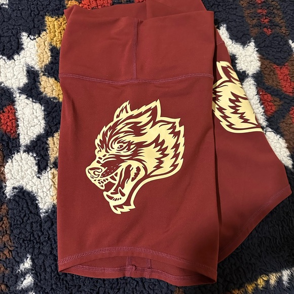 Medium Darc SHE shorts only worn once - Picture 2 of 3